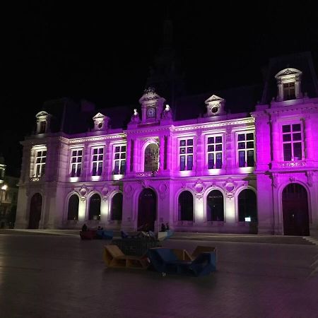 Le Square : Appartement Climatise En Centre Ville ปัวติเยร์ ภายนอก รูปภาพ