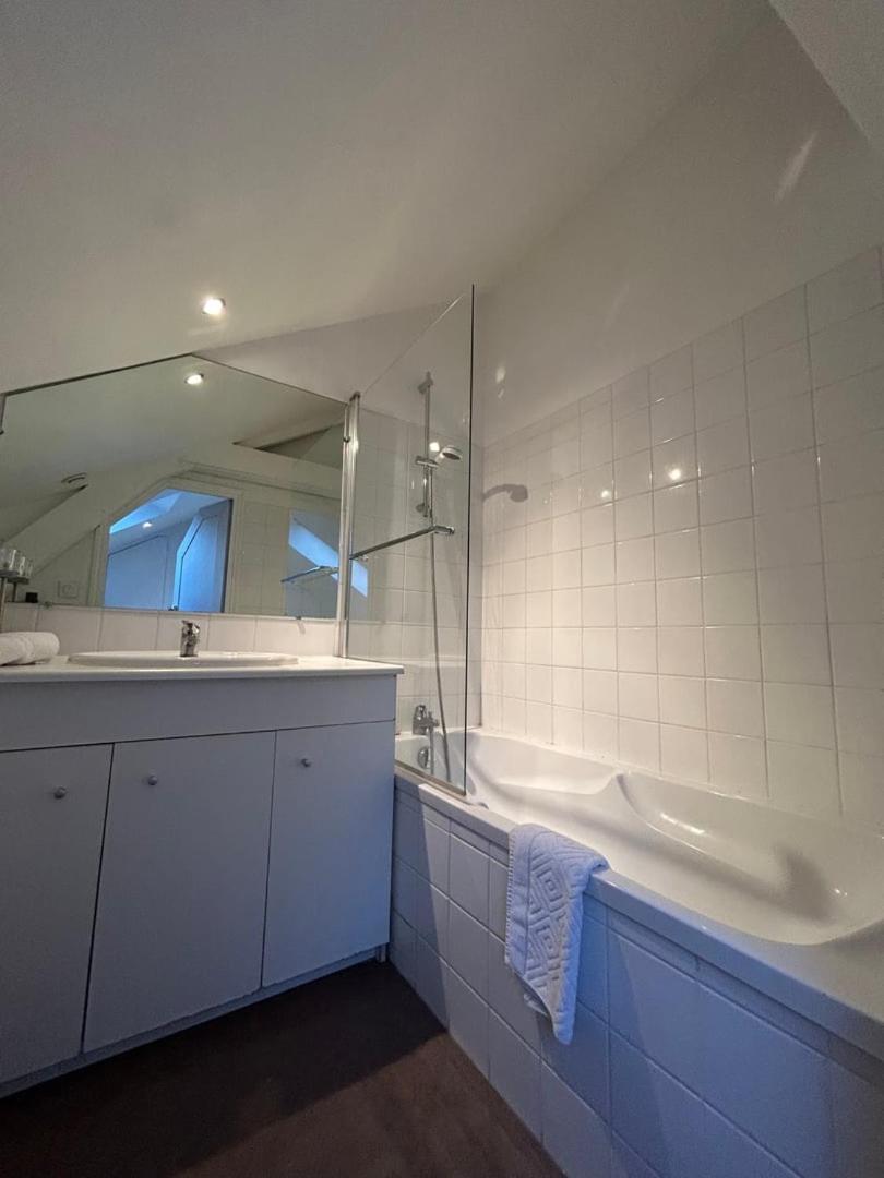 Le Square : Appartement Climatise En Centre Ville ปัวติเยร์ ภายนอก รูปภาพ